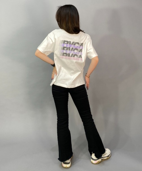 RVCA(ルーカ)の「【ムラサキスポーツ別注】RVCA/ルーカ ルーズシルエット/無地/バックプリントロゴTシャツ BD043-P21(Tシャツ/カットソー・レディース・ホワイト×ブラック/ブラック×ブラック/グレー・S/M/L)」の10枚目の写真