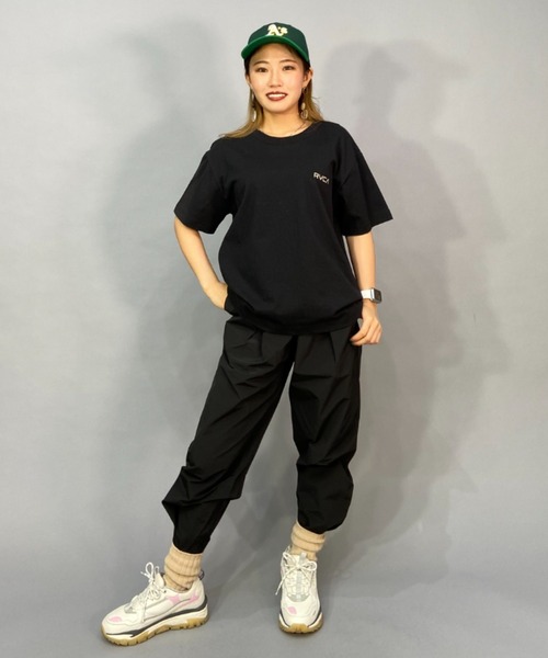 RVCA(ルーカ)の「【ムラサキスポーツ別注】RVCA/ルーカ ルーズシルエット/無地/バックプリントロゴTシャツ BD043-P21(Tシャツ/カットソー・レディース・ホワイト×ブラック/ブラック×ブラック/グレー・S/M/L)」の13枚目の写真