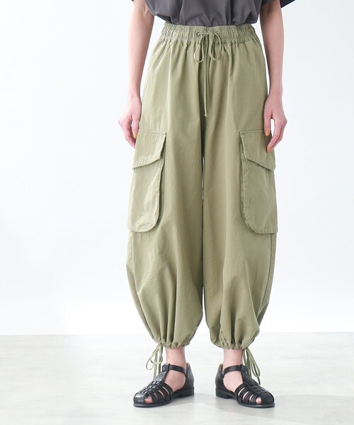 THE SHOP TK （ザ ショップ ティーケー ）の「◆【ヒルナンデス！で紹介】ドロストカーゴパンツ（その他パンツ・レディース・ホワイト系/カーキ・99）」の2枚目の写真