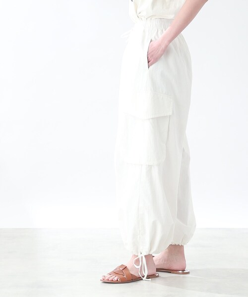 THE SHOP TK （ザ ショップ ティーケー ）の「◆【ヒルナンデス！で紹介】ドロストカーゴパンツ（その他パンツ・レディース・ホワイト系/カーキ・99）」の8枚目の写真