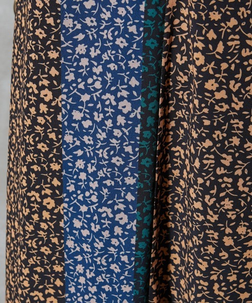 GEVS.（ジェイヴィス）の「＜大きいサイズ＞フラワープリントキャミソールワンピース GEVS.（ワンピース・レディース・ブルー系/イエロー系・3L/LL/L/4L/5L/10L/6L/8L）」の17枚目の写真