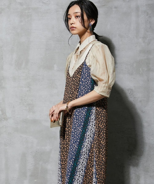 GEVS.（ジェイヴィス）の「＜大きいサイズ＞フラワープリントキャミソールワンピース GEVS.（ワンピース・レディース・ブルー系/イエロー系・3L/LL/L/4L/5L/10L/6L/8L）」の22枚目の写真