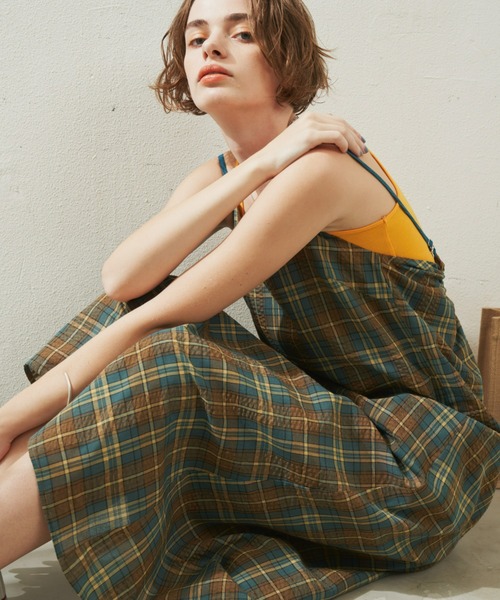 Unitage（ユニテージ）の「バックデザインキャミワンピース（ワンピース・レディース・グリーン/ブラック/アイボリー/その他・FREE）」の3枚目の写真