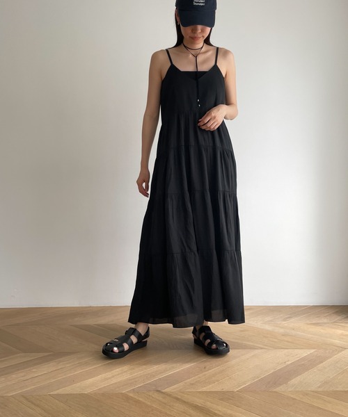 CANAL JEAN(キャナルジーン)の「smileyranna ティアードキャミワンピース(ワンピース・レディース・アイボリー/ブラック・ONE SIZE)」の9枚目の写真
