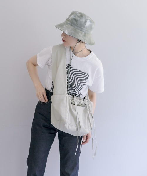 ear PAPILLONNER（イアパピヨネ）の「タイダイ柄バケットハット【SUM1 STYLE（スミスタイル）】（ハット・レディース・グレー/カーキ・FREE）」の14枚目の写真