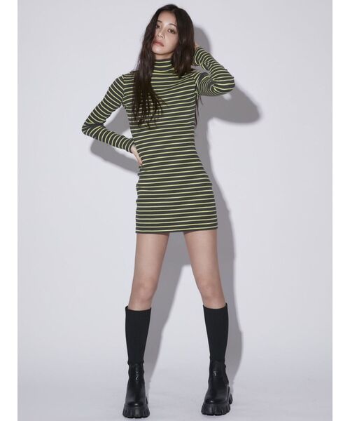 GYDA（ジェイダ）の「テレコタートルタイトワンピース（ワンピース・レディース・ブラック/チャコールグレー/オフホワイト・FREE）」の11枚目の写真