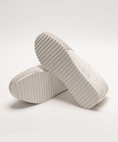 ジャーマントレーナーシャークソール厚底スニーカー