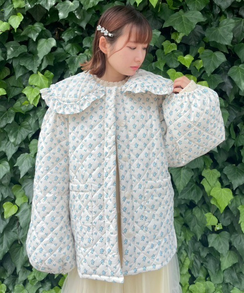 Candy Stripper（キャンディストリッパー）の「TINY ROSE QUILTING ジャケット（ダウンジャケット/コート・レディース・アイボリー/ブラック/ピンク・2）」の11枚目の写真