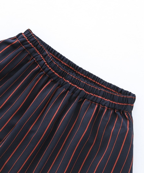 n'OrLABEL（ノアールレーベル）の「【廃盤】『落ち感×ストライプ柄フレアスカート』（スカート・レディース・ネイビー/ブラック・FREE）」の11枚目の写真
