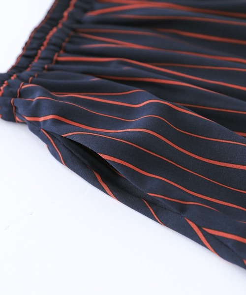 n'OrLABEL（ノアールレーベル）の「【廃盤】『落ち感×ストライプ柄フレアスカート』（スカート・レディース・ネイビー/ブラック・FREE）」の12枚目の写真