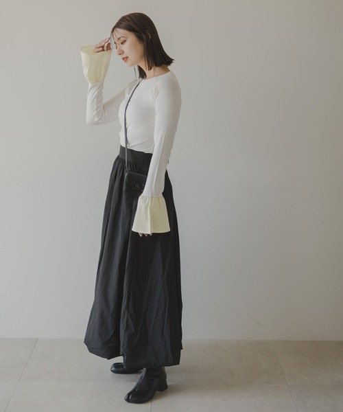 rectangle（レクタングル）の「フレアスリーブトップス（Tシャツ/カットソー・レディース・チャコールグレー/アイボリー/ブラック・FREE）」の8枚目の写真