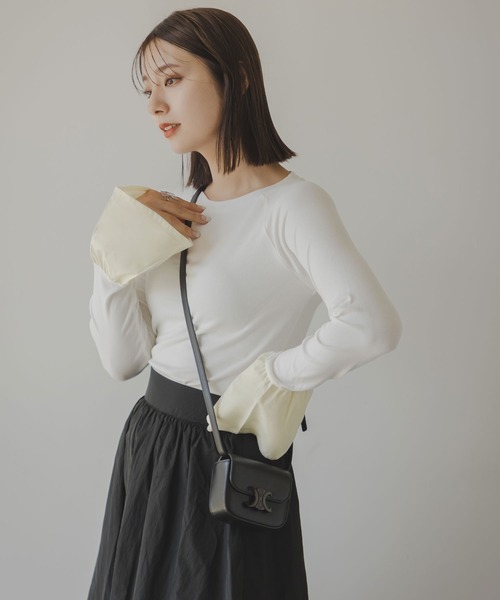 rectangle（レクタングル）の「フレアスリーブトップス（Tシャツ/カットソー・レディース・チャコールグレー/アイボリー/ブラック・FREE）」の4枚目の写真