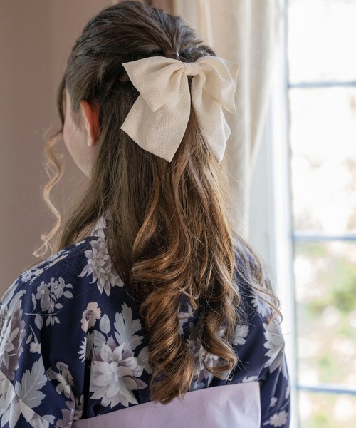Catherine Cottage(キャサリンコテージ)の「ちりめんリボンヘアクリップ(和装小物・キッズ・ブラック/レッド/ホワイト/ピンク/ミント/パープル・FREE)」の12枚目の写真