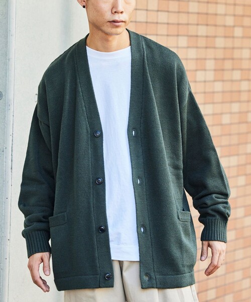 FREAK'S STORE(フリークスストア)の「限定展開 ビッグシルエット イージーケア ウォッシャブル Vネックカーディガン(カーディガン/ボレロ・メンズ・イエロー/オフホワイト/ブラック/グレー/ベージュ/グリーン/ネイビー・LARGE/SMALL/MEDIUM)」の5枚目の写真