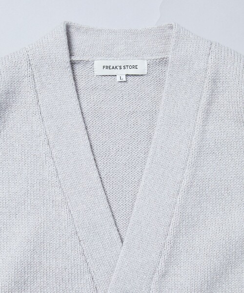 FREAK'S STORE(フリークスストア)の「限定展開 ビッグシルエット イージーケア ウォッシャブル Vネックカーディガン(カーディガン/ボレロ・メンズ・イエロー/オフホワイト/ブラック/グレー/ベージュ/グリーン/ネイビー・LARGE/SMALL/MEDIUM)」の9枚目の写真
