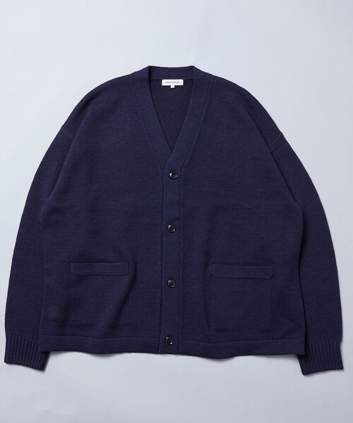 FREAK'S STORE(フリークスストア)の「限定展開 ビッグシルエット イージーケア ウォッシャブル Vネックカーディガン(カーディガン/ボレロ・メンズ・イエロー/オフホワイト/ブラック/グレー/ベージュ/グリーン/ネイビー・LARGE/SMALL/MEDIUM)」の16枚目の写真