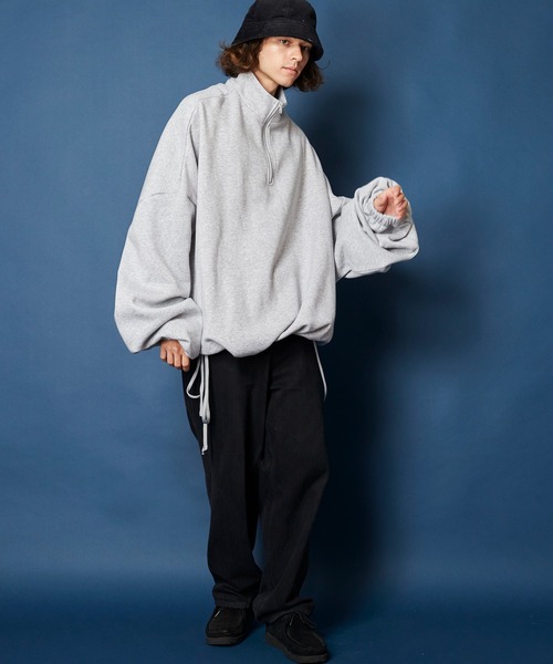 unrelaxing（アンリラクシング）の「オーバーサイズモンスターハーフジップスウェット ユニセックス（スウェット・メンズ・ホワイト/スミクロ/ブラック/グレー・FREE）」の10枚目の写真