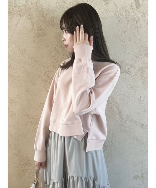 dazzlin（ダズリン）の「【ZOZO限定ITEM】サイドスリットスウェット（スウェット・レディース・ピンク/グレー/ネイビー/マスタード・FREE）」の4枚目の写真
