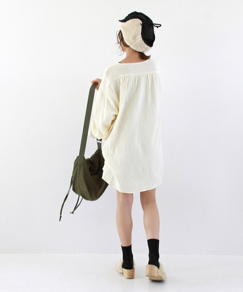 Crisp（クリスプ）の「ヘンリーガーゼブラウス（シャツ/ブラウス・レディース・モカ/アイボリー・FREE）」の10枚目の写真