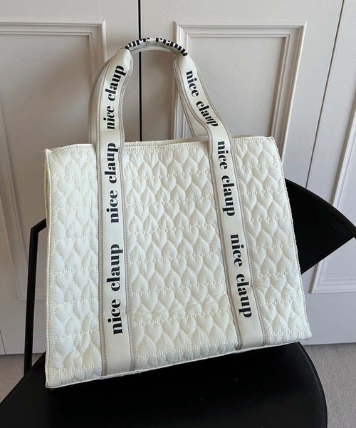 one after another NICE CLAUP(ワンアフターアナザーナイスクラップ)の「ハートキルティングバッグ(大)(トートバッグ・レディース・アイボリー/ブラック/モカ・FREE)」の9枚目の写真