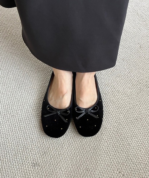 one after another NICE CLAUP（ワンアフターアナザーナイスクラップ）の「【S~LLサイズ】アソートバレエシューズ（バレエシューズ・レディース・ブラック×ゴールド/ブラック系その他・S/LL/L/M）」の3枚目の写真