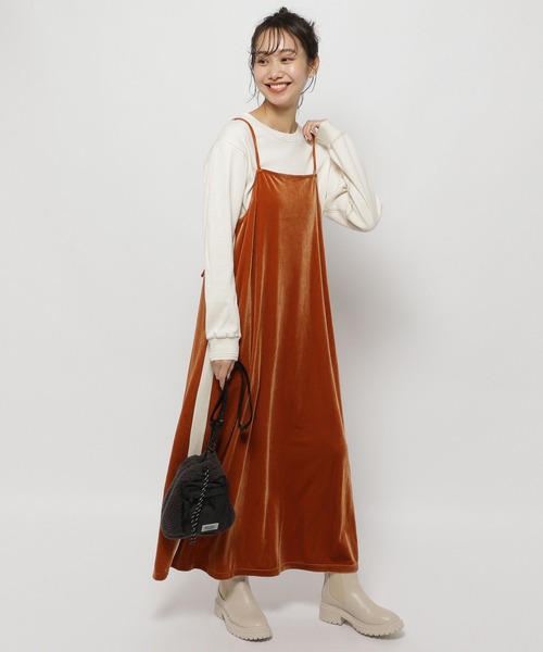 niko and...（ニコアンド）の「ベロアラインキャミワンピース（ワンピース・レディース・ブラック/モカ/オレンジ・FREE）」の12枚目の写真