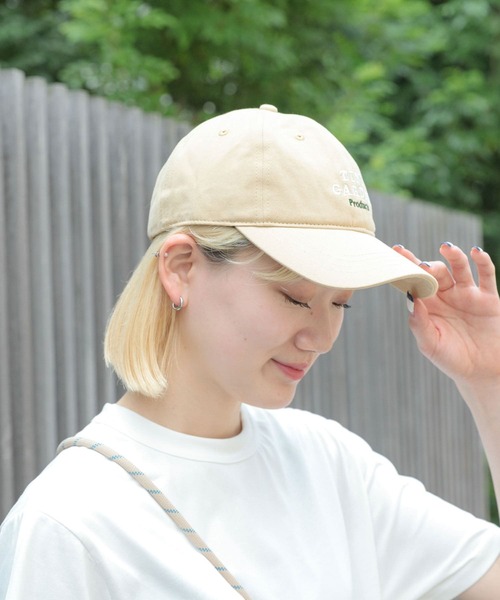 EKAL（エカル）の「TINY GARDEN PRODUCTS　タイニーガーデン キャップ（キャップ・レディース・ネイビー/ベージュ・ONE）」の3枚目の写真