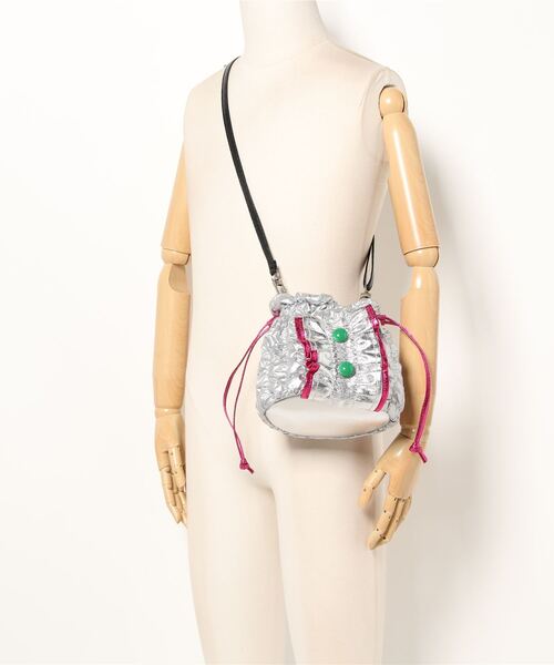 CIAOPANIC（チャオパニック）の「【＠yuna_maruu企画】【Me＋Me/ミープラスミー】シャーリングリボン巾着バッグ（ショルダーバッグ・レディース・ブラック/ブルー/シルバー・FREE）」の7枚目の写真