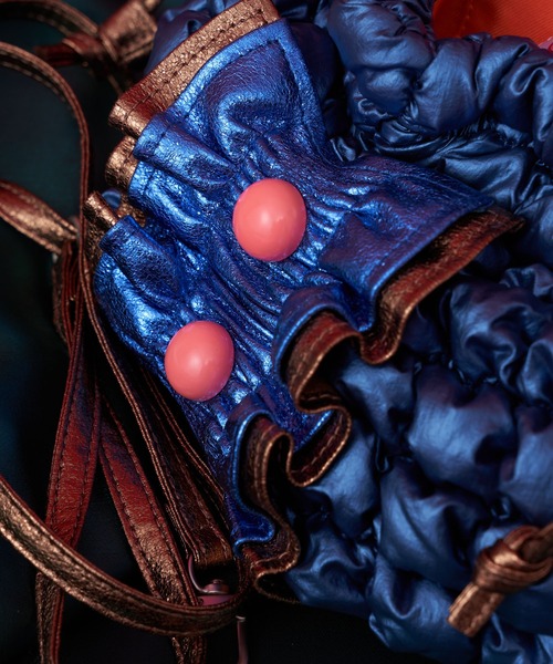 CIAOPANIC（チャオパニック）の「【＠yuna_maruu企画】【Me＋Me/ミープラスミー】シャーリングリボン巾着バッグ（ショルダーバッグ・レディース・ブラック/ブルー/シルバー・FREE）」の21枚目の写真