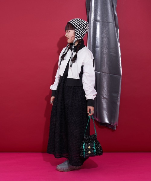 CIAOPANIC（チャオパニック）の「【＠yuna_maruu企画】【Me＋Me/ミープラスミー】シャーリングリボン巾着バッグ（ショルダーバッグ・レディース・ブラック/ブルー/シルバー・FREE）」の11枚目の写真