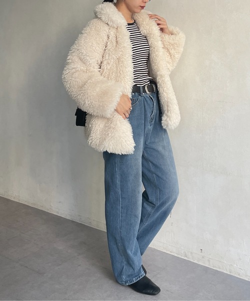Thevon（ゼボン）の「ステンカラーシープファージャケット