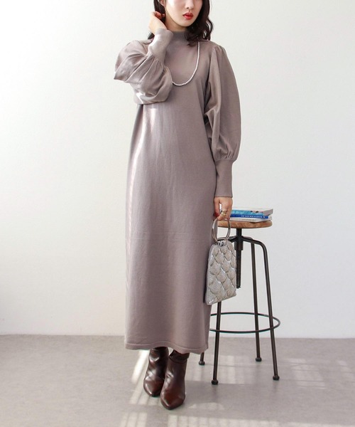 Three Four Time（ｽﾘｰﾌｫｰﾀｲﾑ）の「2WAYパールボタンニットワンピース（ワンピース・レディース・ブラック/ベージュ/グレー・FREE）」の9枚目の写真