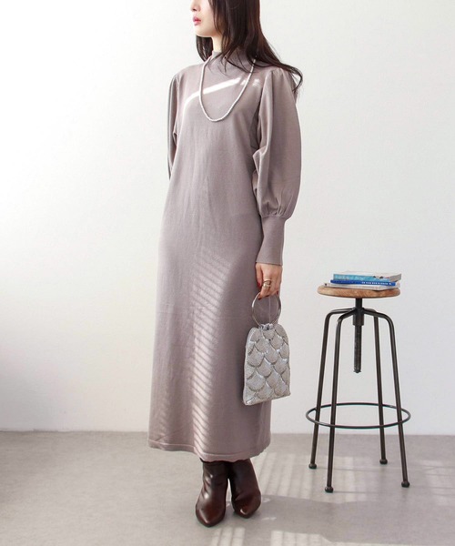 Three Four Time（ｽﾘｰﾌｫｰﾀｲﾑ）の「2WAYパールボタンニットワンピース（ワンピース・レディース・ブラック/ベージュ/グレー・FREE）」の10枚目の写真