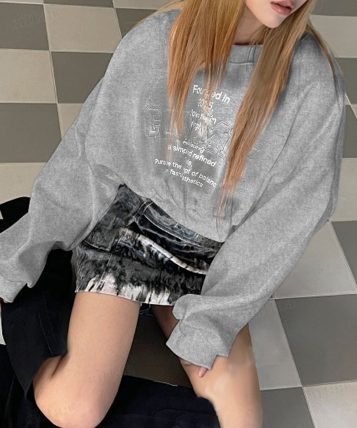 セール】韓国ファッション COMMIT刺繍ロゴクロップド丈