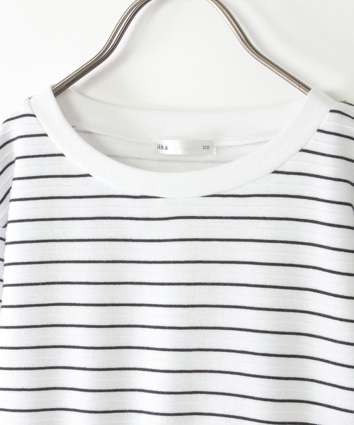 ikka（イッカ）の「【親子コーデ】リップルボーダードッキングワンピース（120~160cm）（ワンピース・キッズ・オフホワイト/ブラック・140/130/120/150/160）」の3枚目の写真