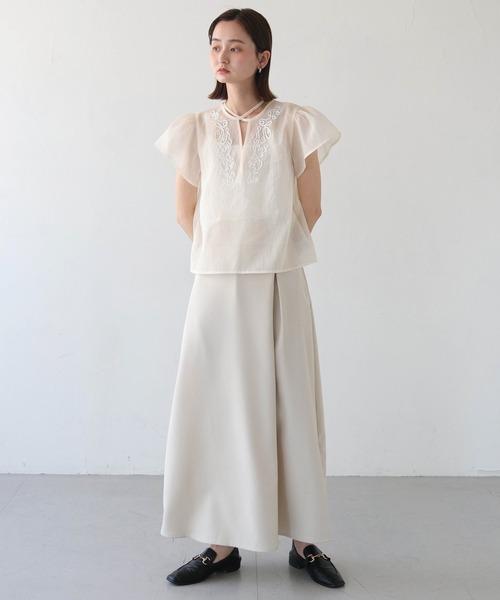 CLEIO(クレイオ)の「【CLEIO】テープ刺繍ネックリボン半袖ブラウス(シャツ/ブラウス・レディース・アイボリー/ブラック・FREE)」の7枚目の写真