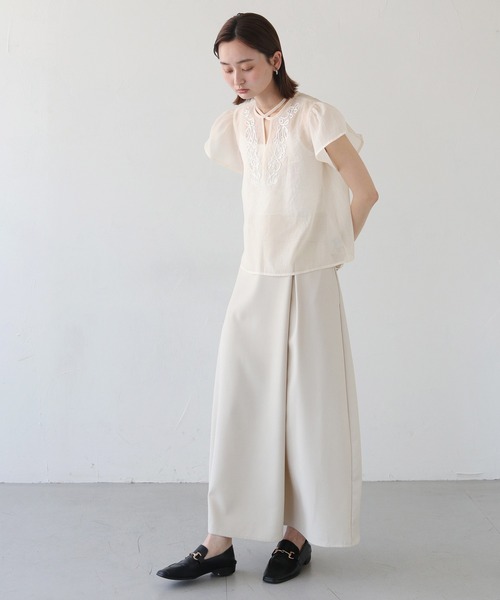CLEIO(クレイオ)の「【CLEIO】テープ刺繍ネックリボン半袖ブラウス(シャツ/ブラウス・レディース・アイボリー/ブラック・FREE)」の8枚目の写真
