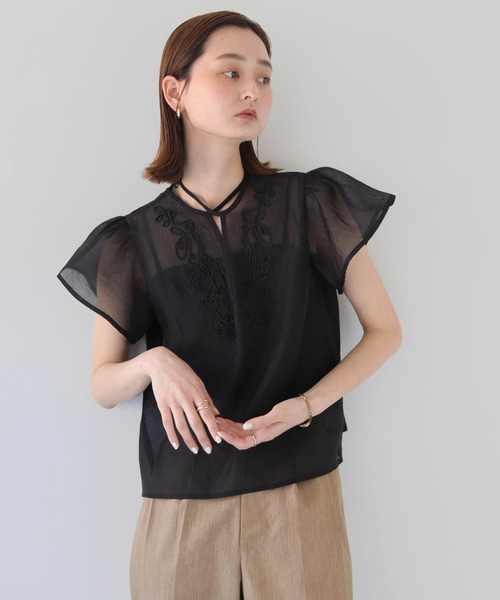 CLEIO(クレイオ)の「【CLEIO】テープ刺繍ネックリボン半袖ブラウス(シャツ/ブラウス・レディース・アイボリー/ブラック・FREE)」の13枚目の写真