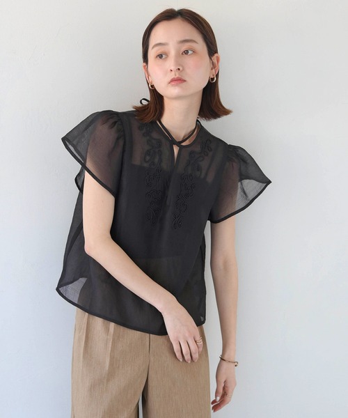 CLEIO(クレイオ)の「【CLEIO】テープ刺繍ネックリボン半袖ブラウス(シャツ/ブラウス・レディース・アイボリー/ブラック・FREE)」の12枚目の写真