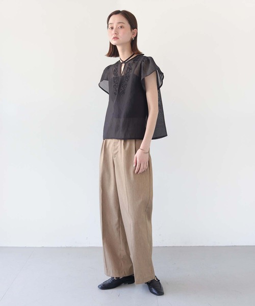CLEIO(クレイオ)の「【CLEIO】テープ刺繍ネックリボン半袖ブラウス(シャツ/ブラウス・レディース・アイボリー/ブラック・FREE)」の19枚目の写真