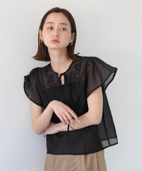 CLEIO(クレイオ)の「【CLEIO】テープ刺繍ネックリボン半袖ブラウス(シャツ/ブラウス・レディース・アイボリー/ブラック・FREE)」の21枚目の写真