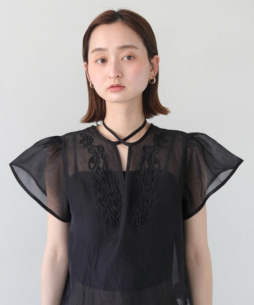 CLEIO(クレイオ)の「【CLEIO】テープ刺繍ネックリボン半袖ブラウス(シャツ/ブラウス・レディース・アイボリー/ブラック・FREE)」の15枚目の写真