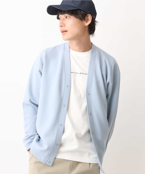 a.v.v(アーヴェヴェ)の「【累計8000枚販売】なめらかダンボールカーディガン(カーディガン/ボレロ・メンズ・チャコールグレー/ダークインディゴブルー/ベージュ・46/48/50)」の1枚目の写真