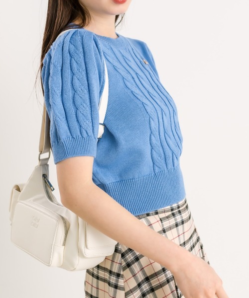 OLIVE des OLIVE(オリーブデオリーブ)の「ピンバッチ付ケーブルニット 1041050190(ニット/セーター・レディース・オフホワイト/レッド/ネイビー/ブルー・FREE)」の16枚目の写真