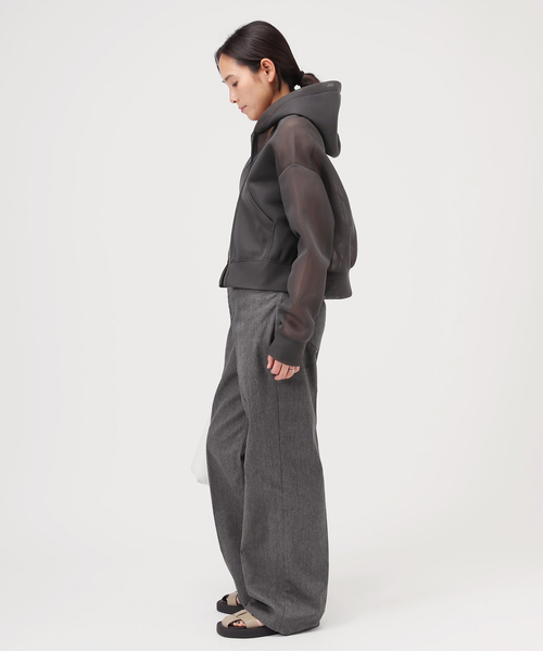 AP STUDIO(エーピーストゥディオ)の「エンパイアラインパンツ(スラックス・レディース・チャコールグレー・36/38)」の22枚目の写真