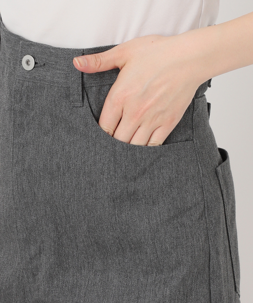 AP STUDIO(エーピーストゥディオ)の「エンパイアラインパンツ(スラックス・レディース・チャコールグレー・36/38)」の9枚目の写真