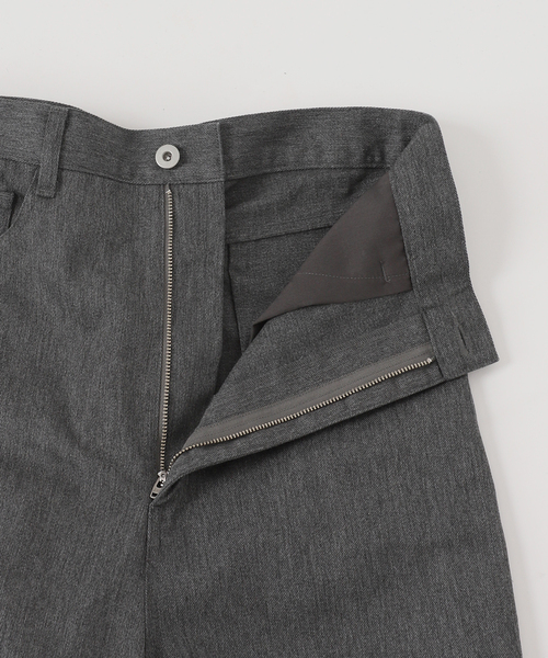 AP STUDIO(エーピーストゥディオ)の「エンパイアラインパンツ(スラックス・レディース・チャコールグレー・36/38)」の3枚目の写真