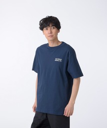 Athletics Flocked リラックス ショートスリーブTシャツ