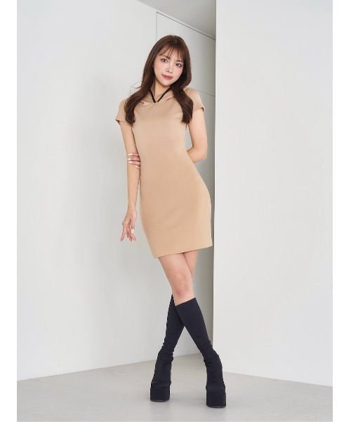 Darich【完売商品 定価9,900円】バックオープンカットミニワンピース バックオープンハートカットロングワンピース – Darich (ダーリッチ)