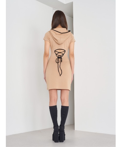 Darich【完売商品 定価9,900円】バックオープンカットミニワンピース バックオープンカットロングワンピース – Darich (ダーリッチ)